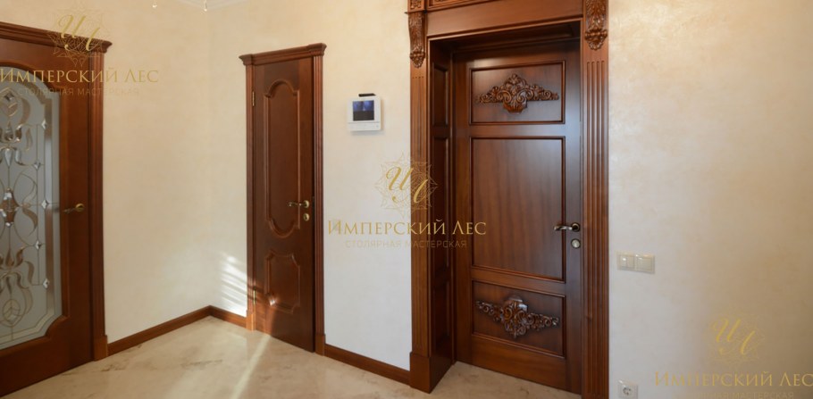 Двери в классическом стиле