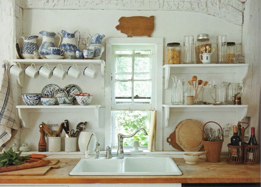 Кухонные полки в стиле Прованс