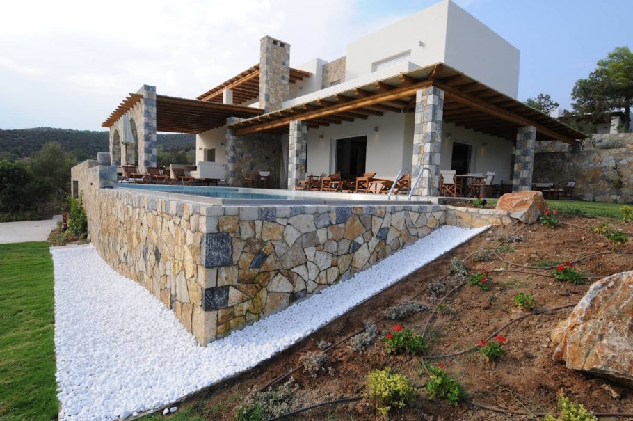 Дом на склоне Средиземноморский стиль