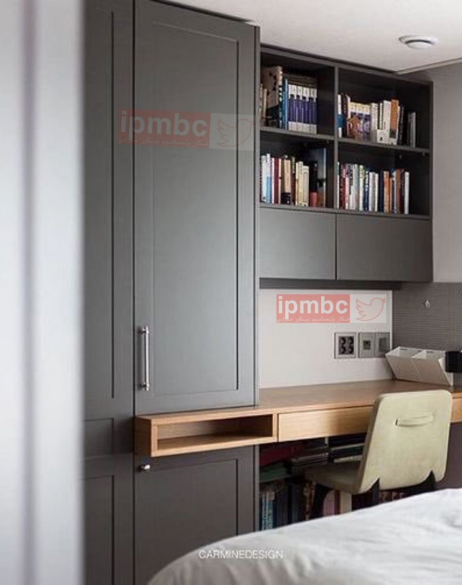 Рабочее место в шкафу