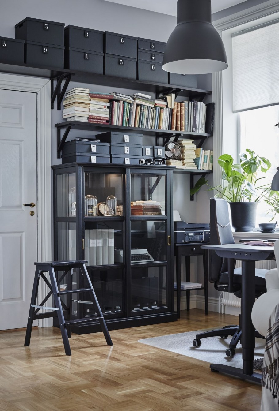 Мальшё шкаф-витрина икеа