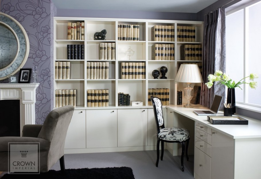 Книжный шкаф с рабочим местом