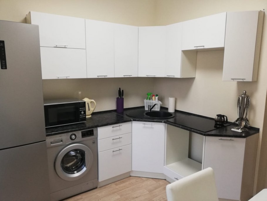 Пластик Арпа белый глянец