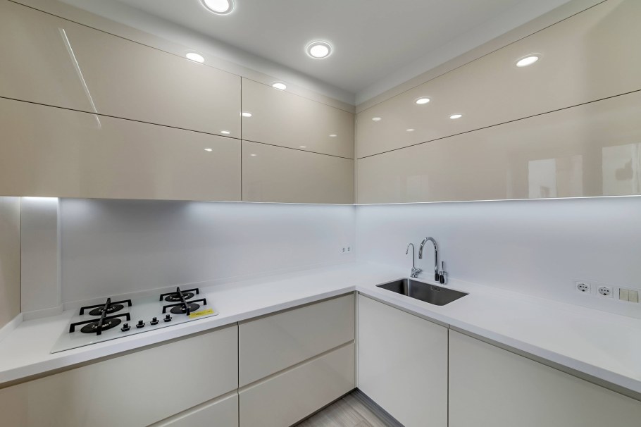 Белые кухни