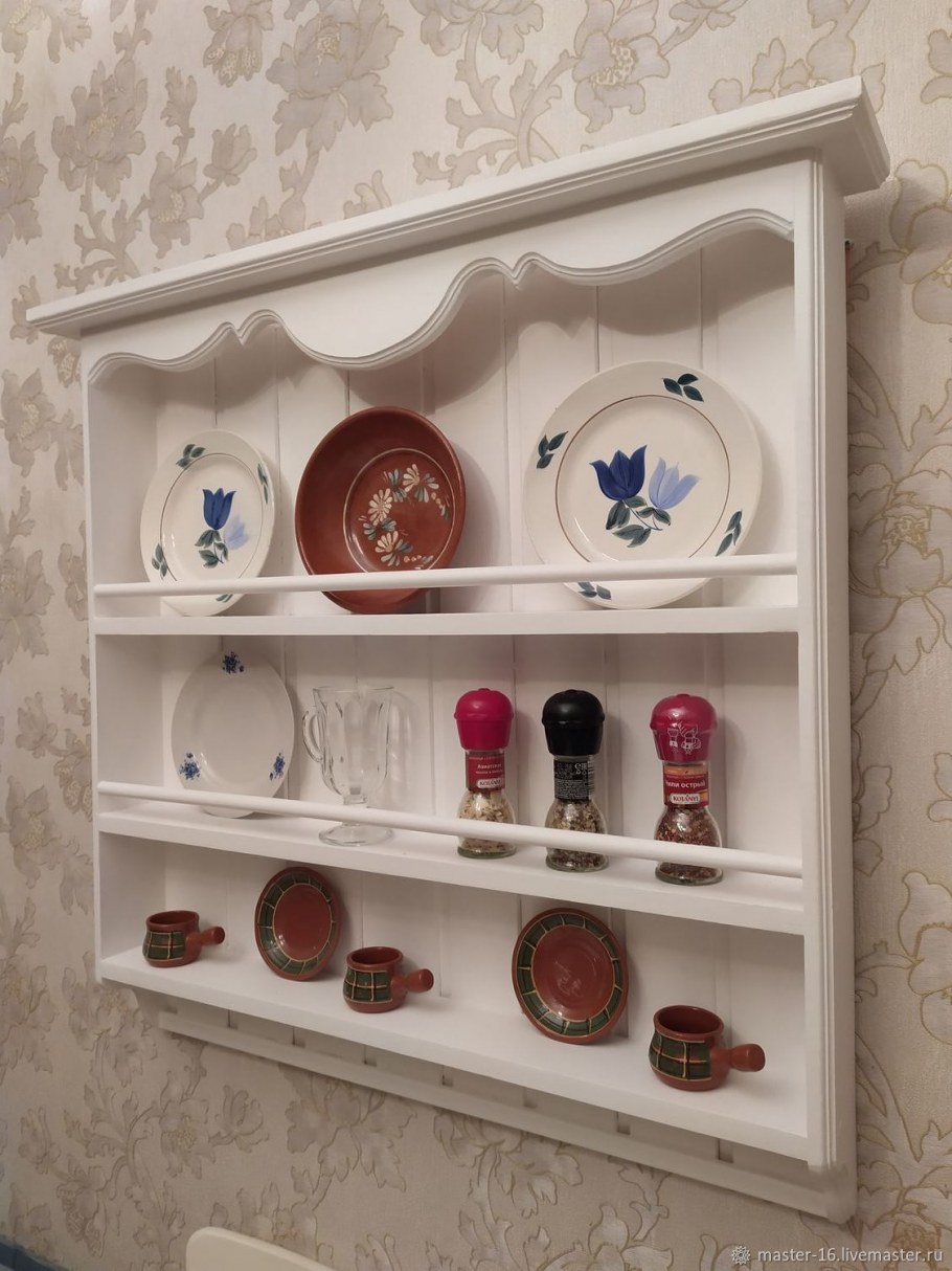 Полка для тарелок в стиле Прованс