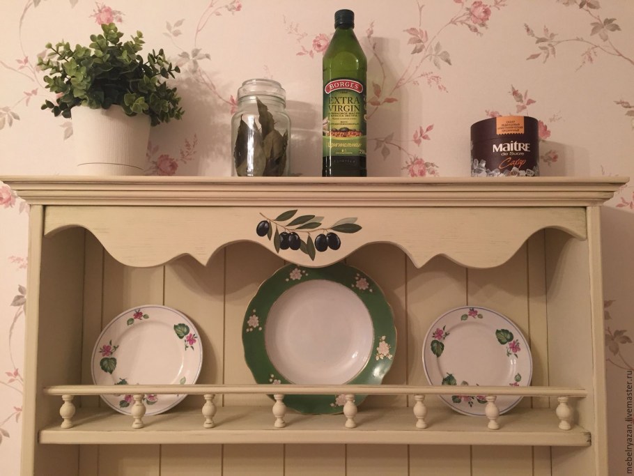 Декоративная полка для кухни