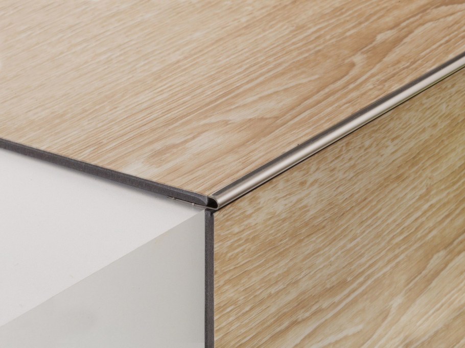 Dd005 плинтус (6.53.112)