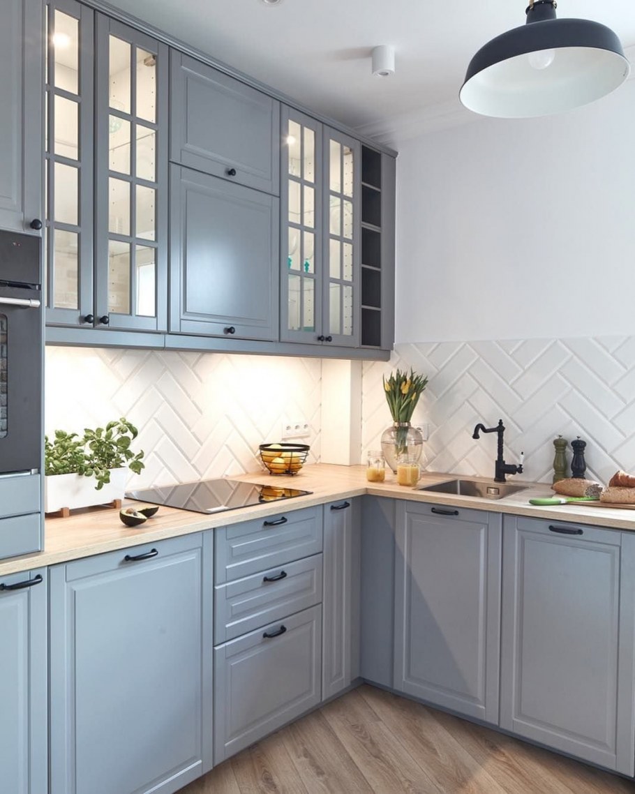 Кухня икеа Будбин серая в интерьере