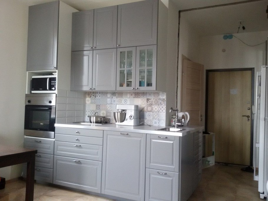 Кухня икеа Будбин серая