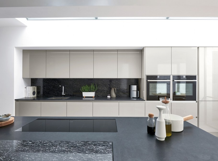 Кухня Милана Пинскдрев