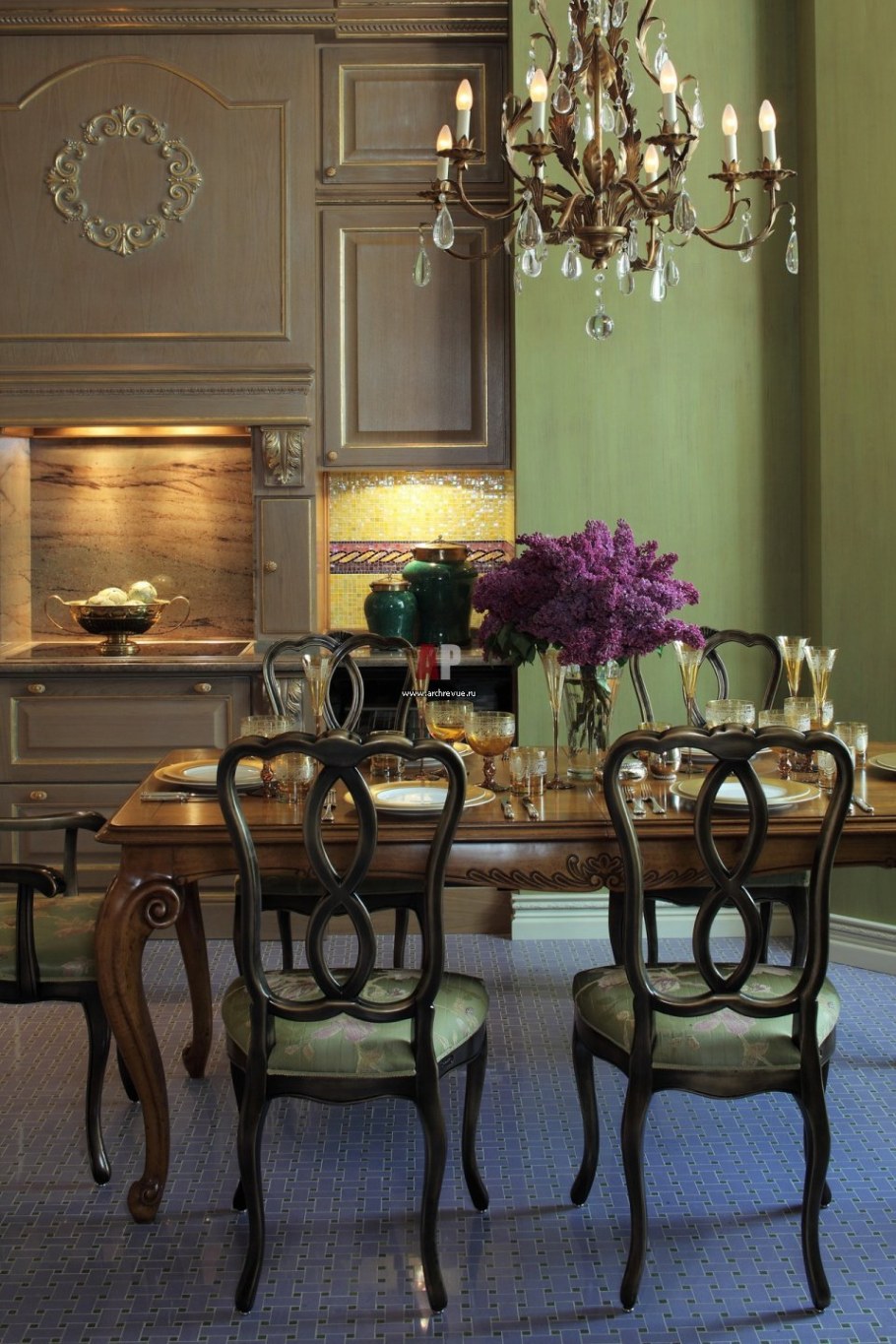 Бар в стиле арт нуво