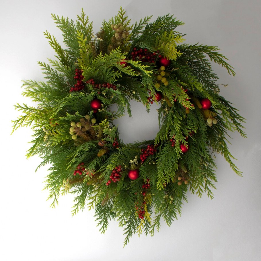 Зимнее украшение интерьера