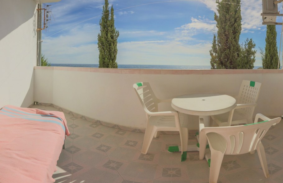 Алушта кооператив Дельфин парк ля мер