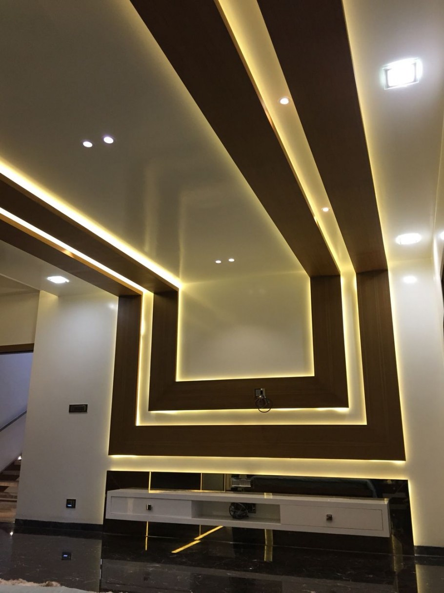 Дизайнерские потолки из гипсокартона с подсветкой