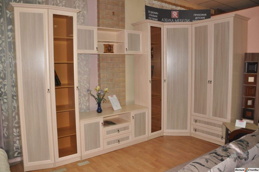 Прихожая Елизавета Артис