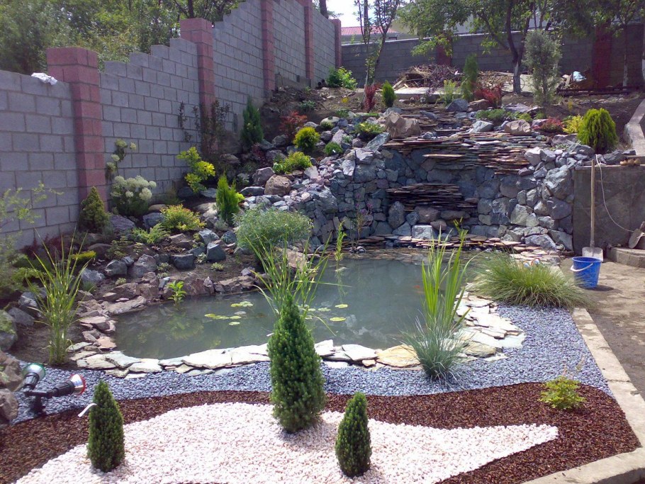 Альпинарий горный ручей