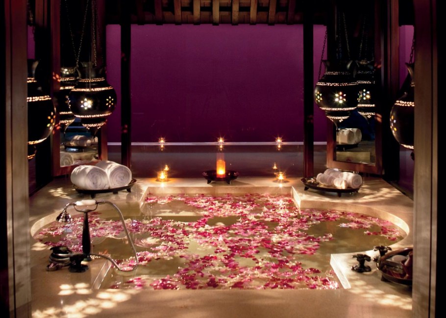 Романтический ужин в Восточном стиле