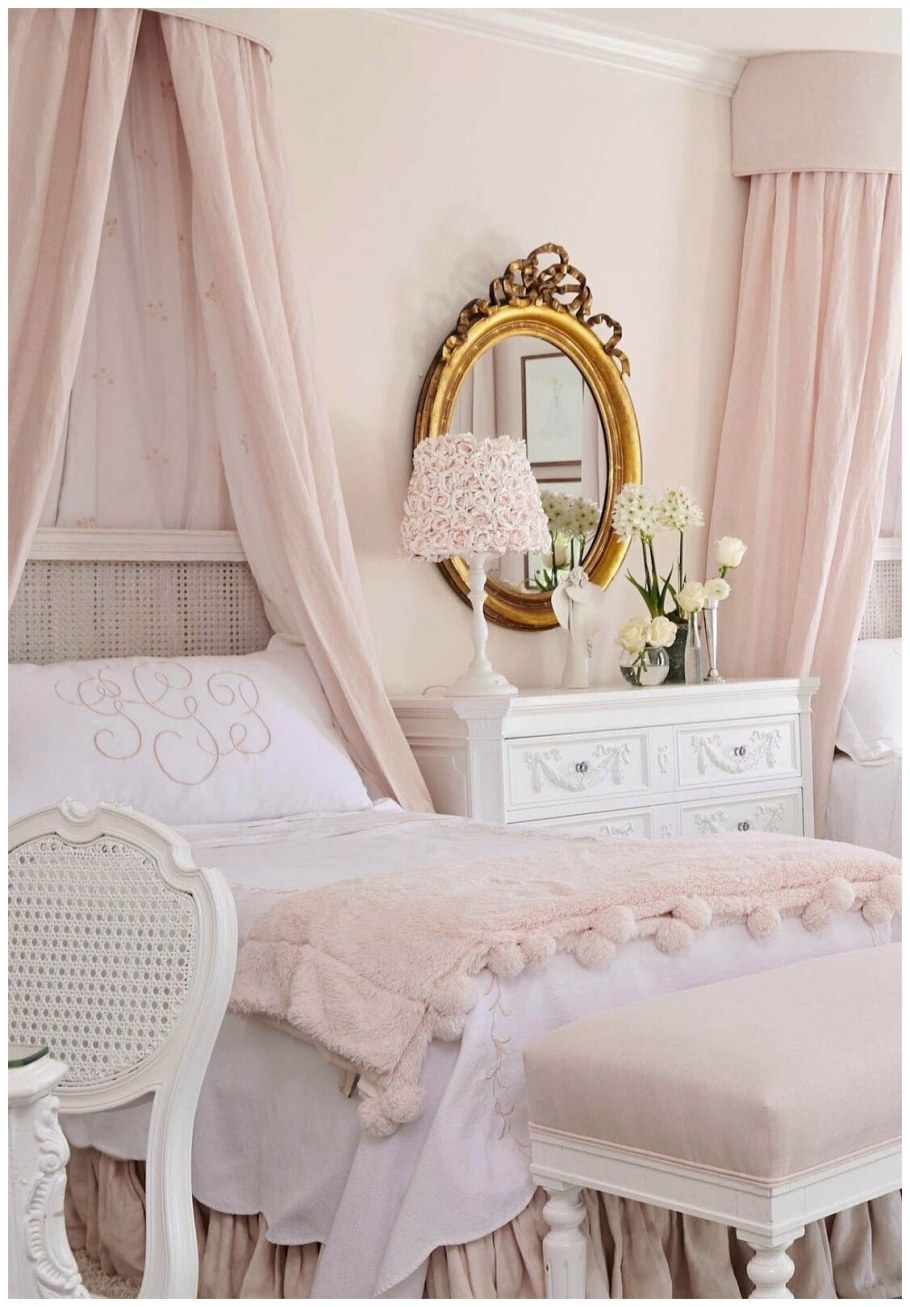 Спальня в романтическом стиле