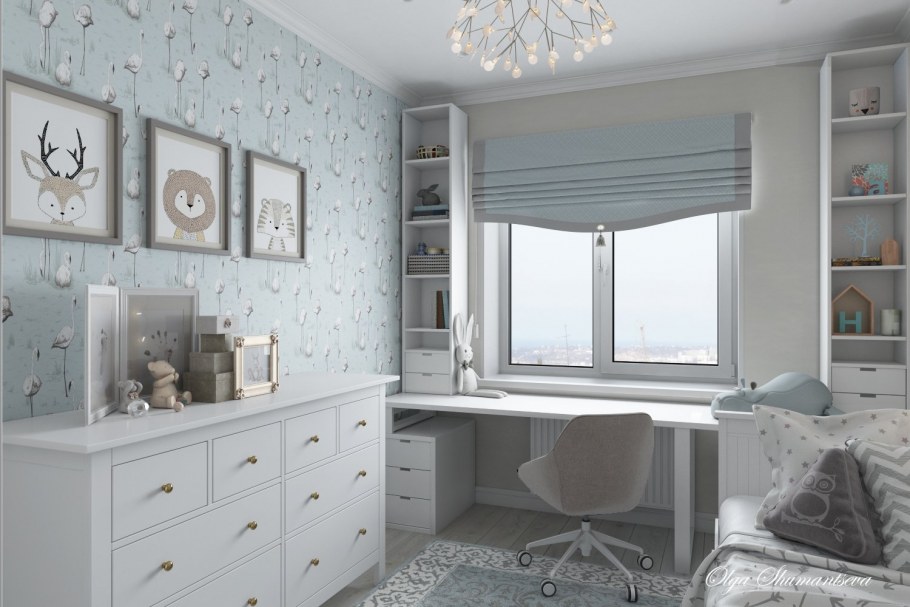 Шкафы вдоль окна