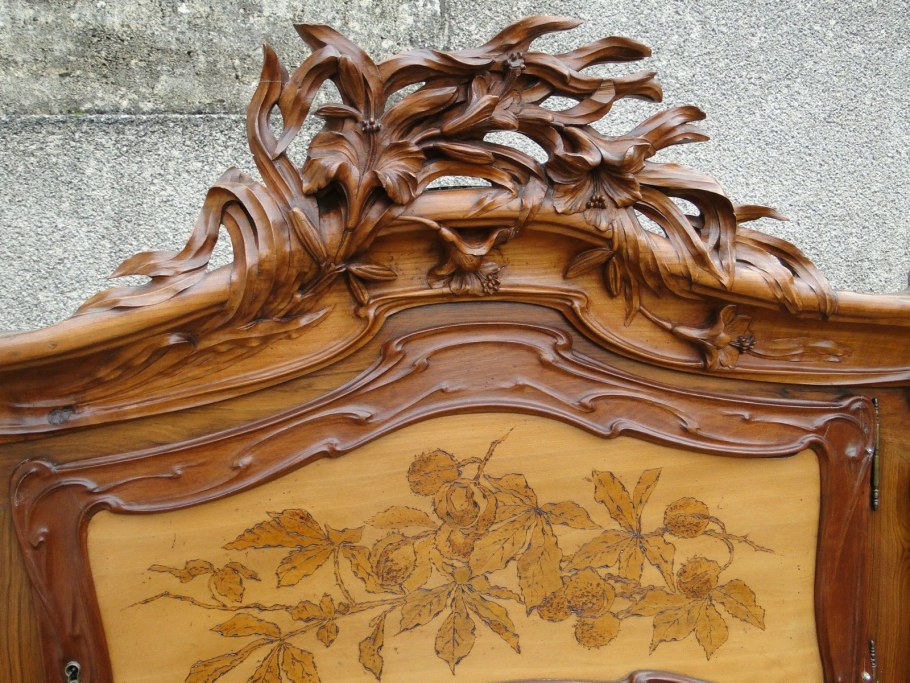 Ар-нуво (Модерн). Резьба по дереву