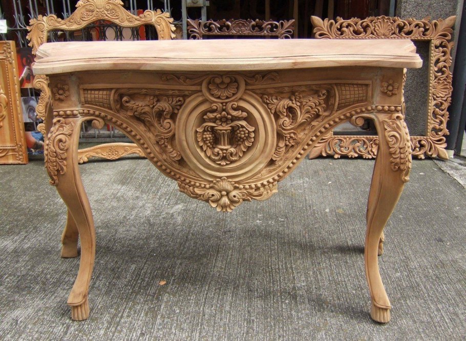 Резьба по дереву столы