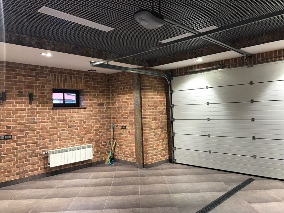 Гараж в стиле лофт и индустриал