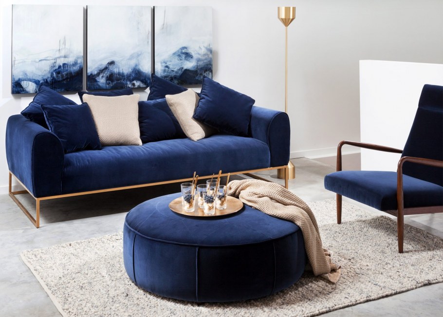 Темно синий диван