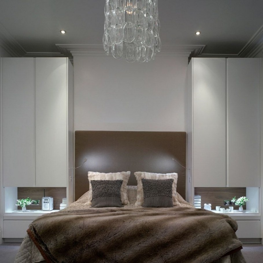 Спальня со встроенной мебелью