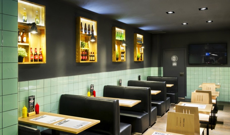 Интерьер мини кофейни