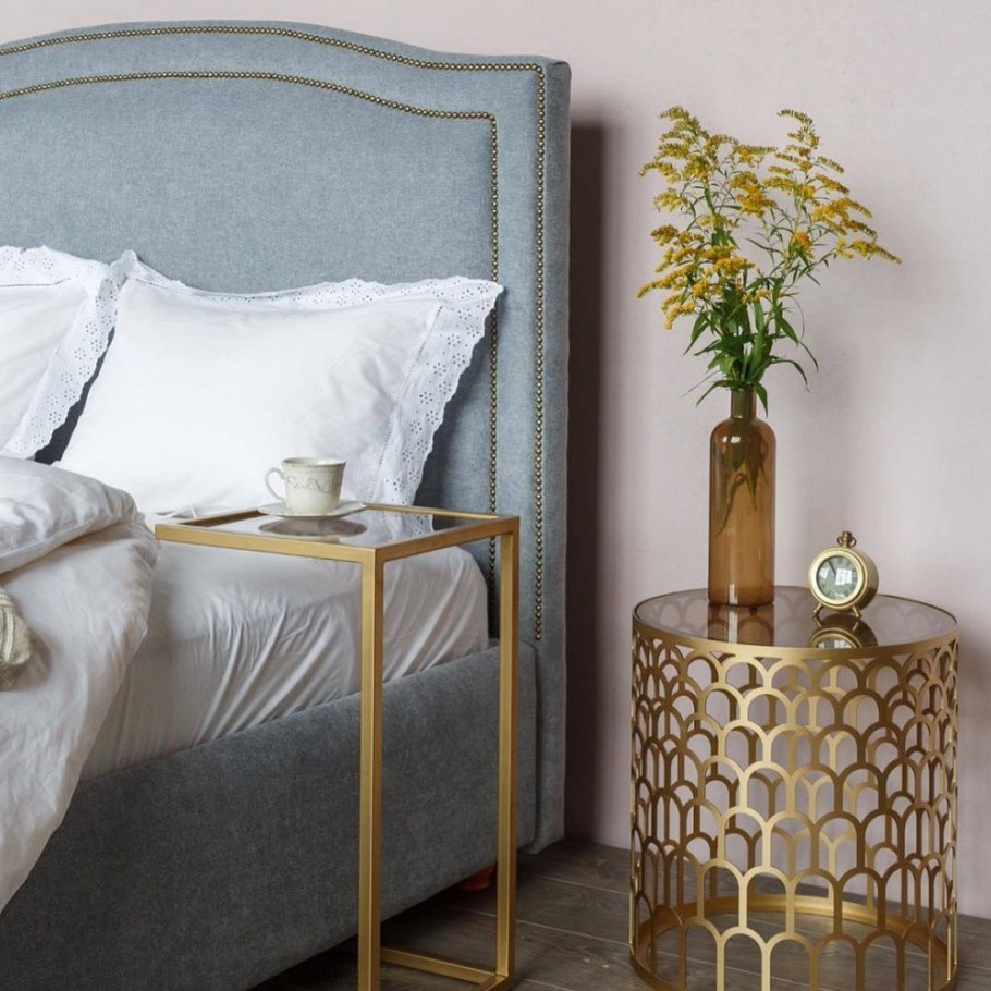 Прикроватная тумба для спальни