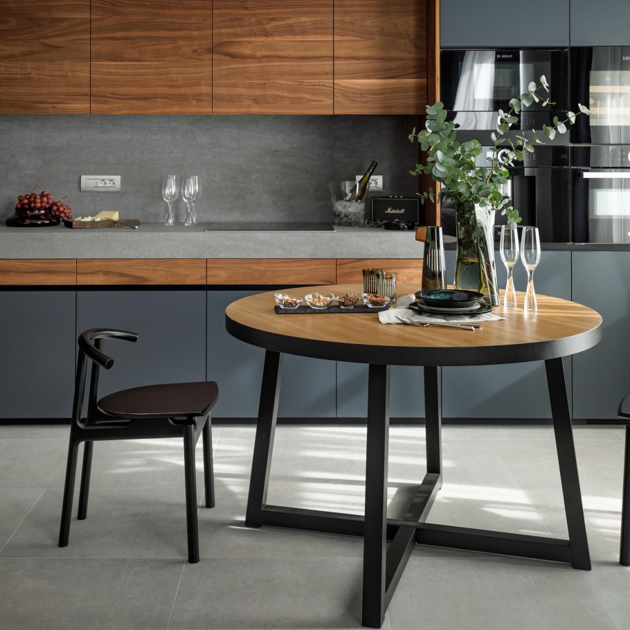 Серые кухни