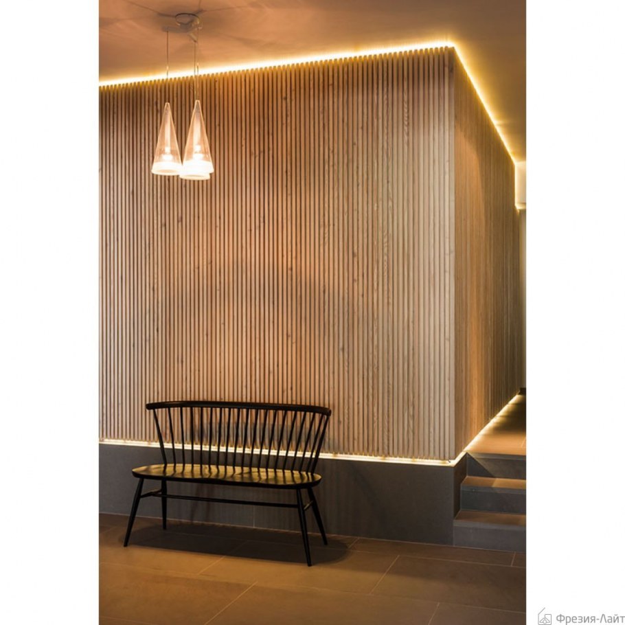 Реечная стена с подсветкой