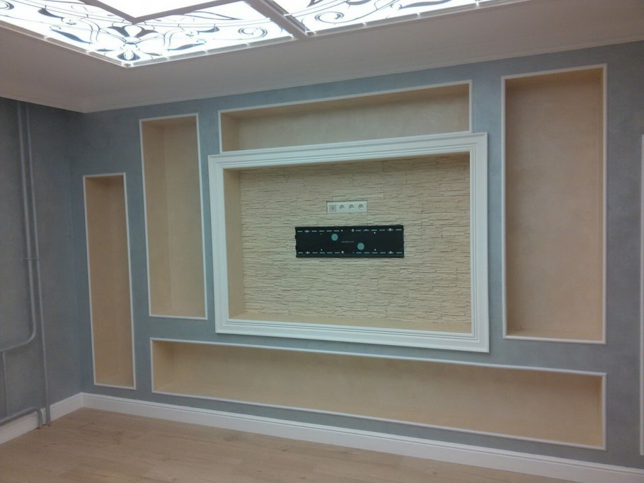 Спрятать короб от кондиционера