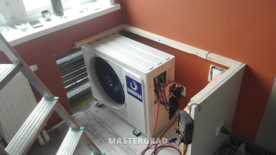 Короб для кондиционера на лоджии