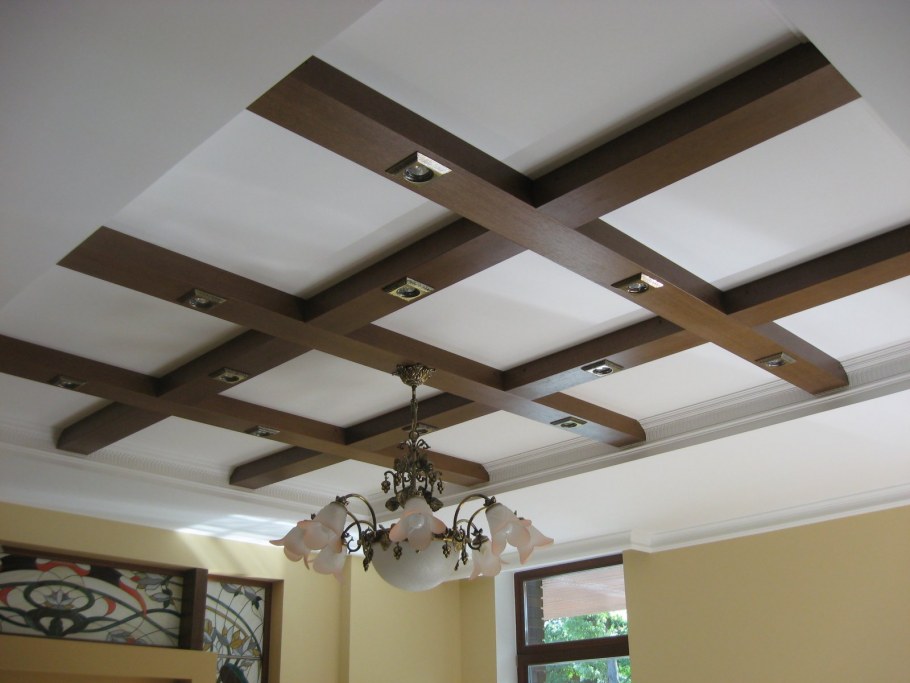 Фальшбалки из полиуретана в интерьере