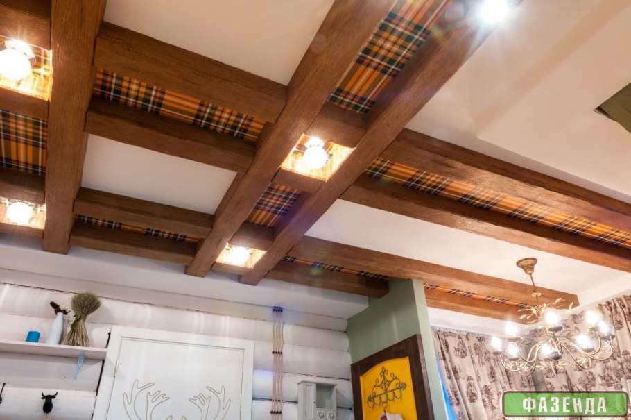 Фальшбалки из дерева на потолок