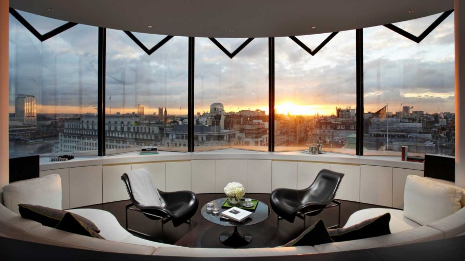 Офис в небоскребе