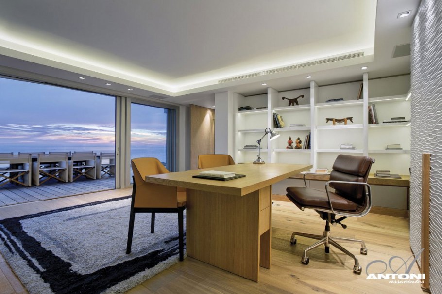 Кабинет с красивым видом