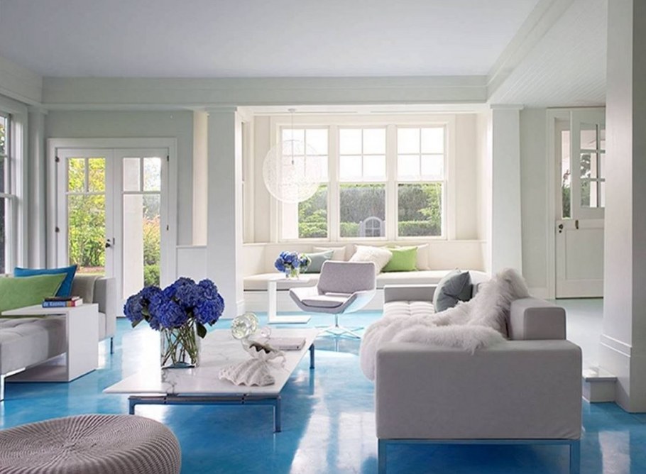 Гостиная в светло голубых тонах