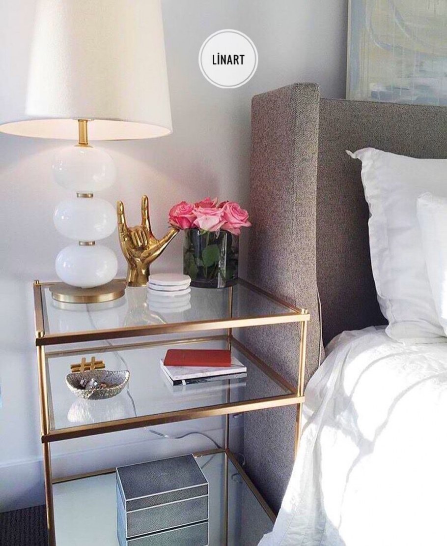 Прикроватная полка для спальни навесная