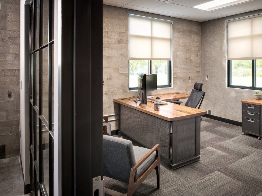 Кабинет руководителя лофт