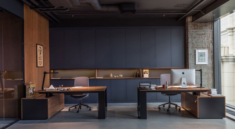 Стильный кабинет