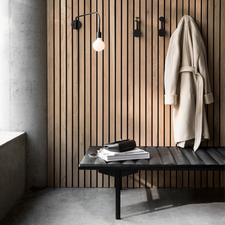 Рейки в прихожей