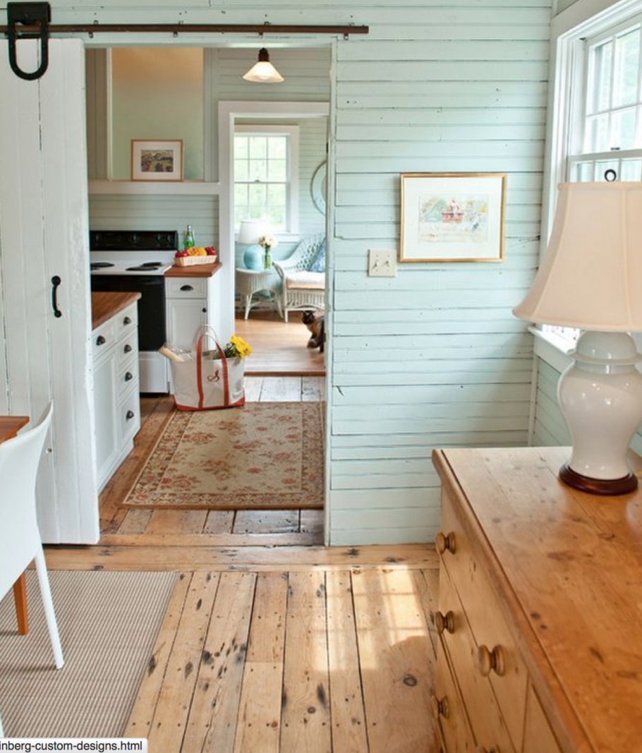 Столовая гостиная на даче