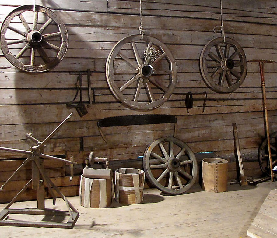 Самодельные деревянные колёса