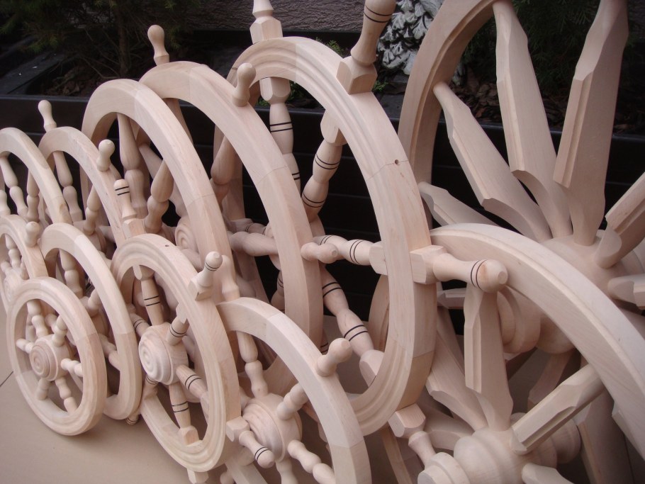 Колесо от телеги деревянное купить