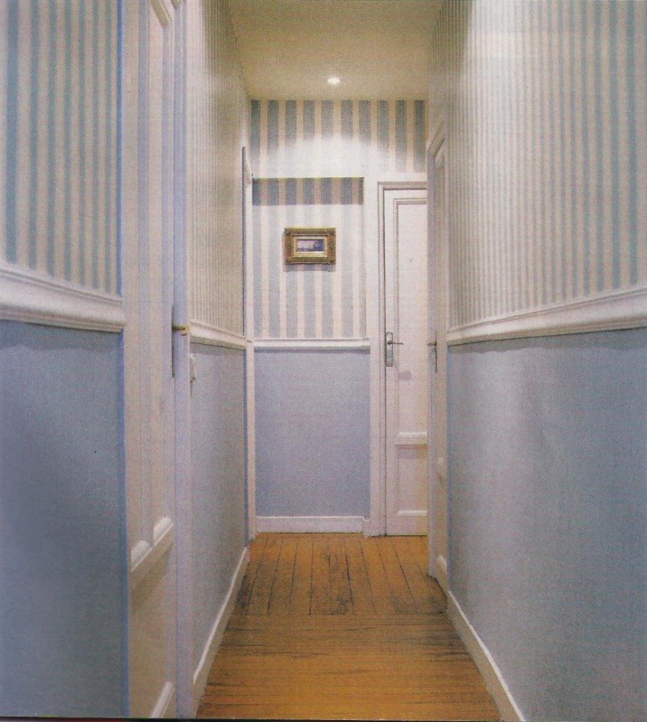 Жидкие обои в коридоре