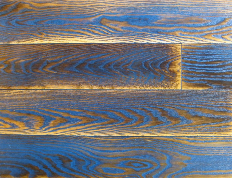 Фасад из обожженного дерева