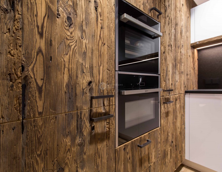 Обожженная доска в интерьере