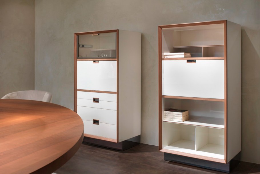 Шкафы книжные Besana